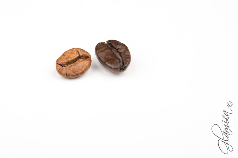 Photo corporate, packshoot de café avec grains